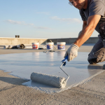 Peinture d’étanchéité pour combler la porosité de tuile