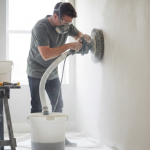 Comment poncer un mur sans faire de poussière (ou presque) ?