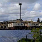 Panneau photovoltaïque déporté : la solution pour les fenêtres à l’ombre