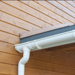 Saturateur sur bois neuf : faut-il attendre l&rsquo;ouverture des pores