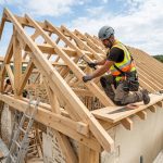 Fixer les pannes et les chevrons sur les fermes de toit : mode d’emploi
